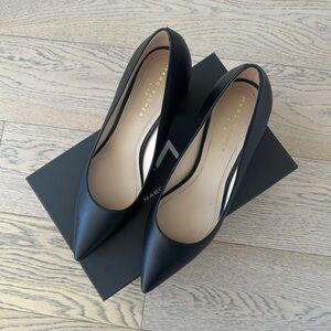 NWT Marc Fisher Zala Black Leather Heels (US W9)